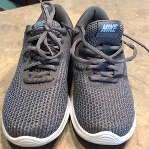 Nike tennis shoes, never worn.